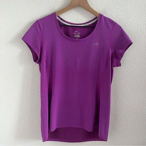 Nike Dri Fit Purple Lightweight Mesh Dotted Active Top Shirt Medium - Picture 1 of 9